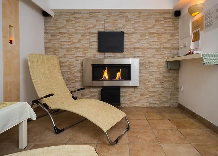 Lavric * Nova Vas (Bloke)